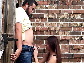 Wild Girlfriend Gives A Nasty Public Blowjob In An Alley